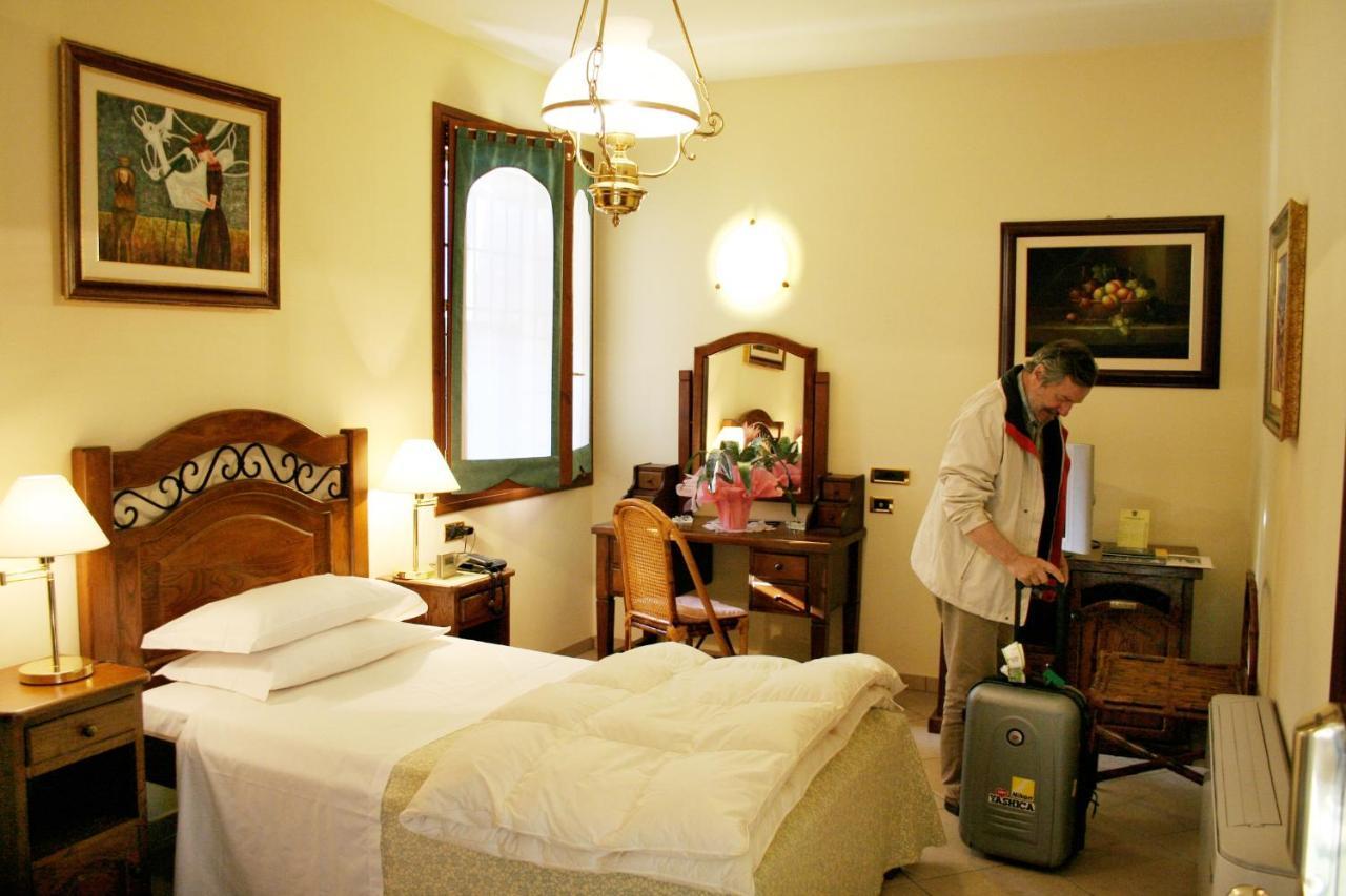Hotel Corte Vecchia 산프로스페로 외부 사진