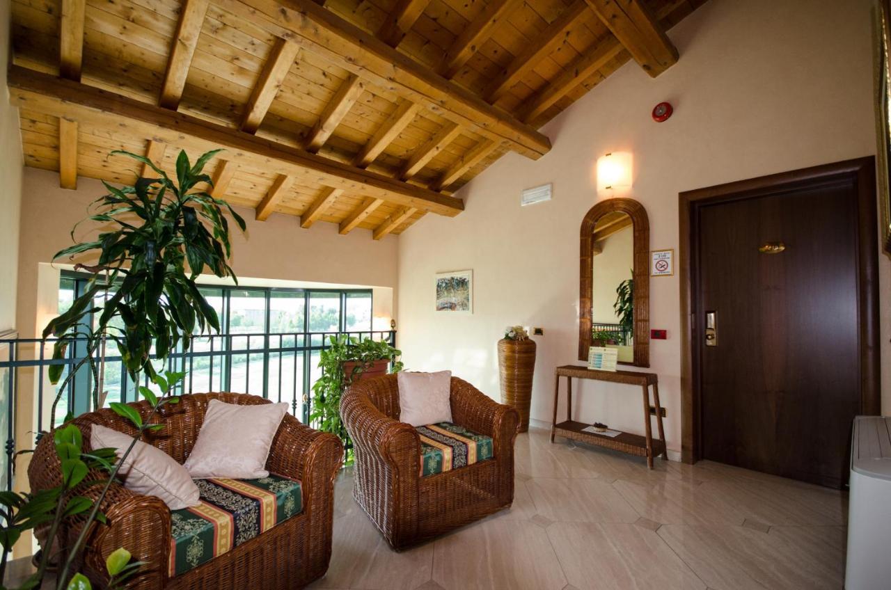 Hotel Corte Vecchia 산프로스페로 외부 사진