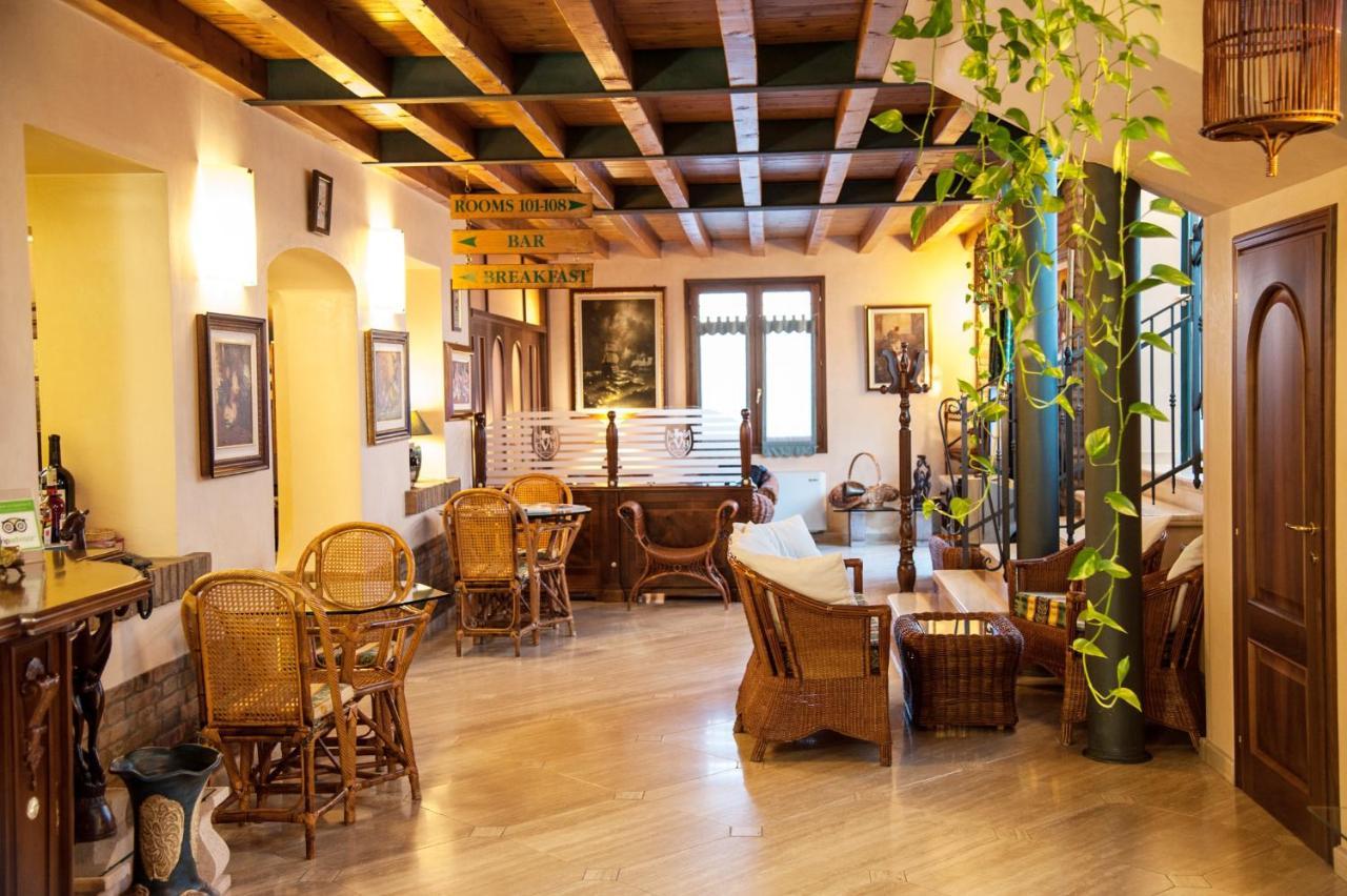 Hotel Corte Vecchia 산프로스페로 외부 사진