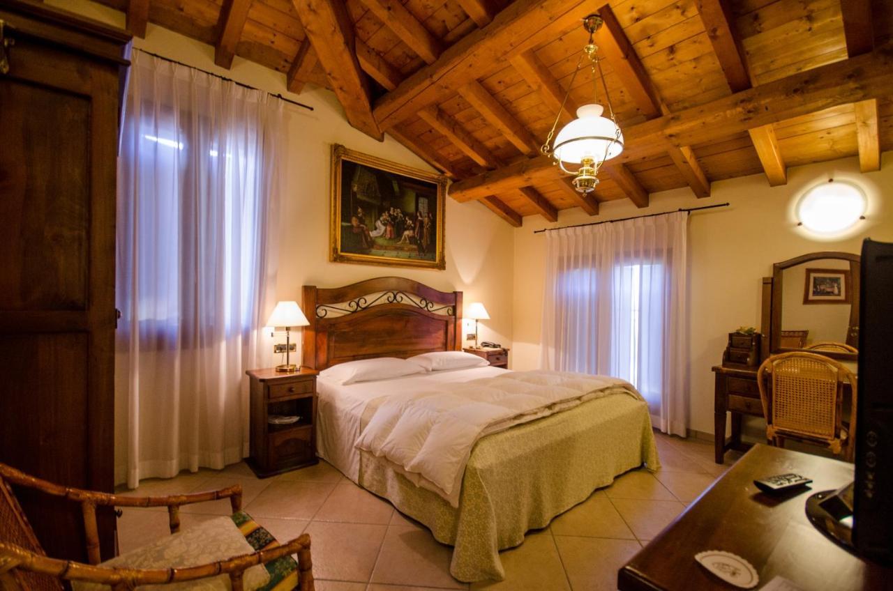 Hotel Corte Vecchia 산프로스페로 외부 사진