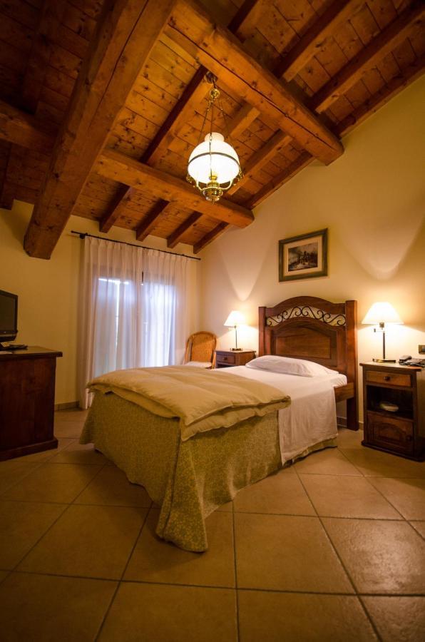 Hotel Corte Vecchia 산프로스페로 외부 사진