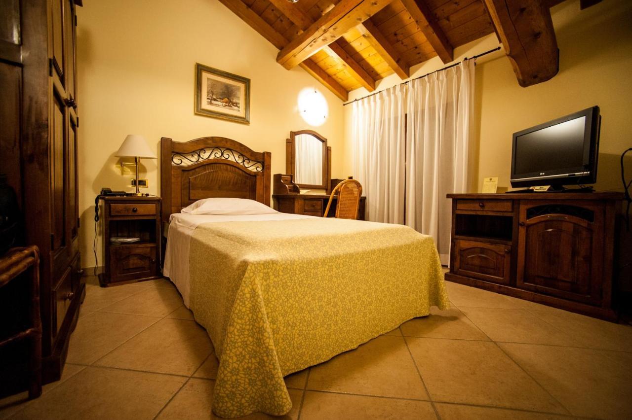 Hotel Corte Vecchia 산프로스페로 외부 사진