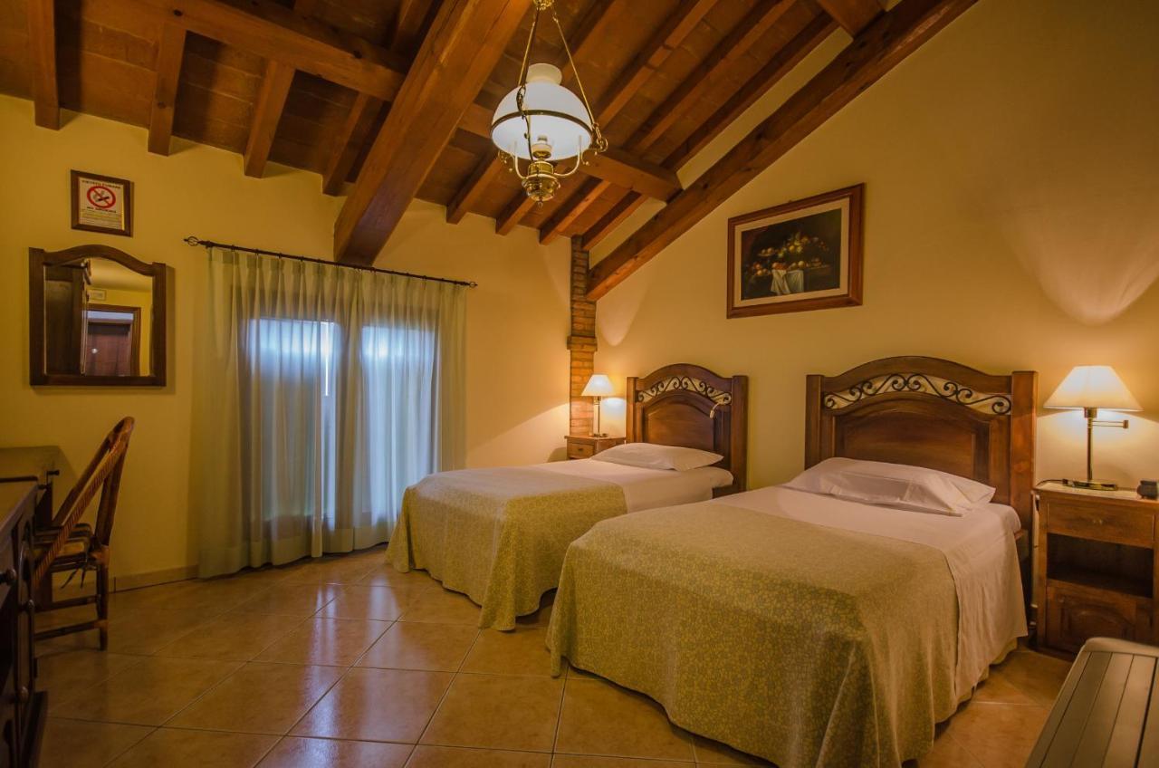 Hotel Corte Vecchia 산프로스페로 외부 사진