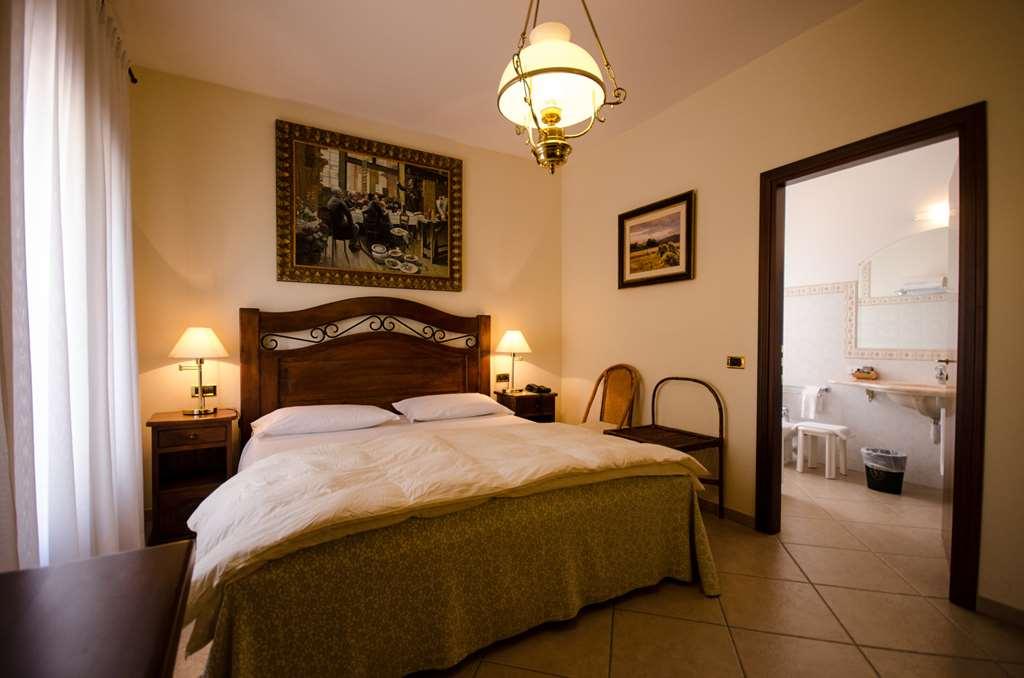 Hotel Corte Vecchia 산프로스페로 객실 사진